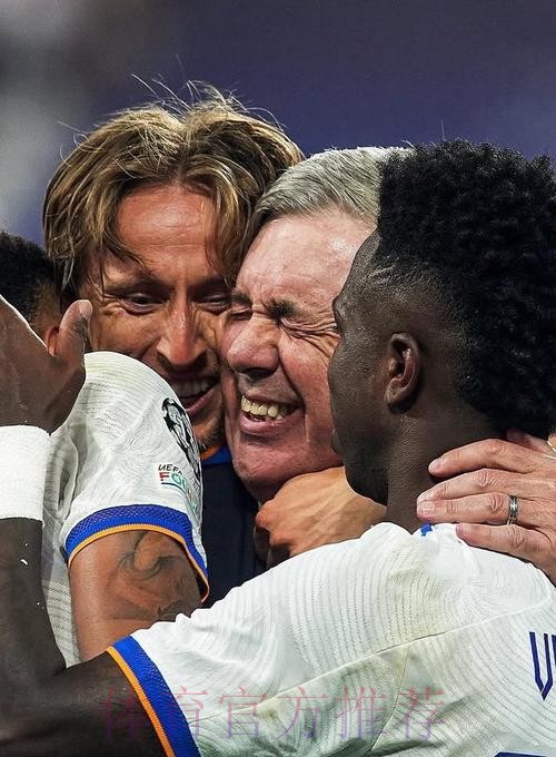 六台:皇马对安切洛蒂、姆巴佩抱有绝对的信心 六台:皇马对安切洛蒂、姆巴佩抱有绝对的信心